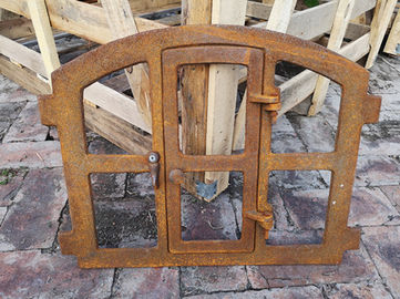 Da dobradura decorativa do projeto das grades de janela do ferro forjado do jardim estilo aberto
